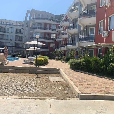 Emberli Aparthotel Лозенец Экстерьер фото