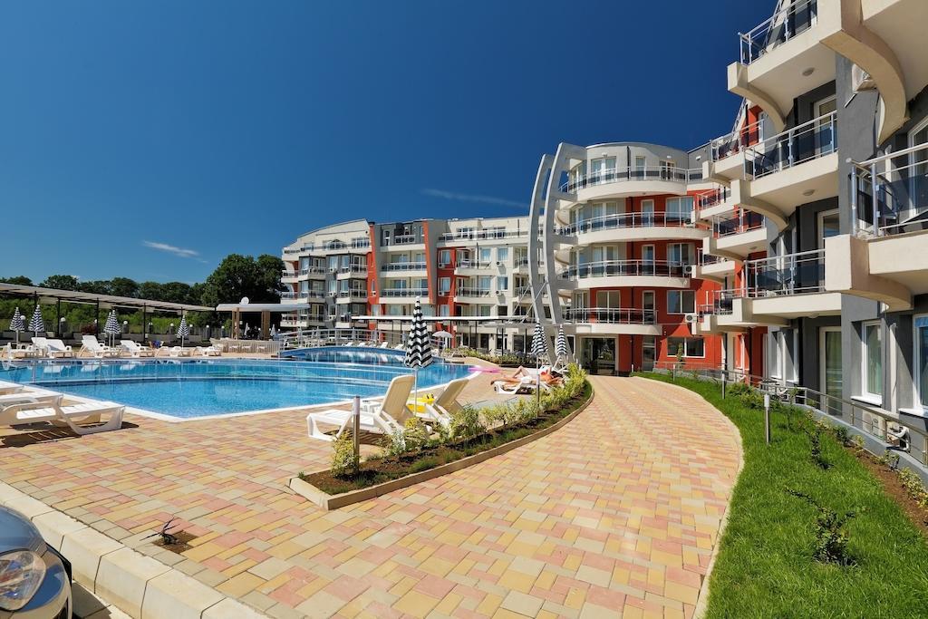 Emberli Aparthotel Лозенец Экстерьер фото